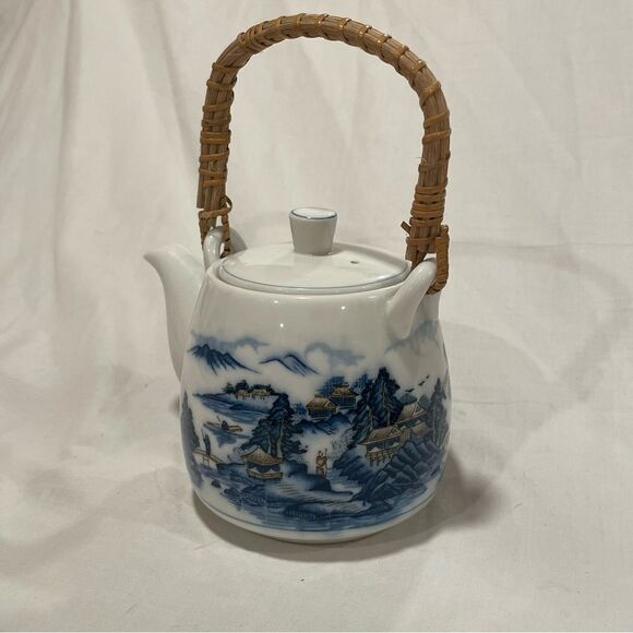 Vintage Japanese Porcelain 4.5" Teapot with Rattan Handle - Picture 4 of 15